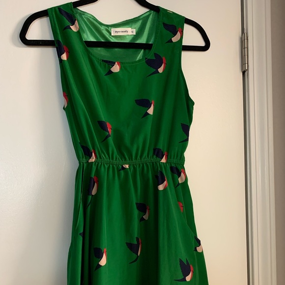 Dresses & Skirts - 💝 3 for 15 💝 Fun Spring Dress